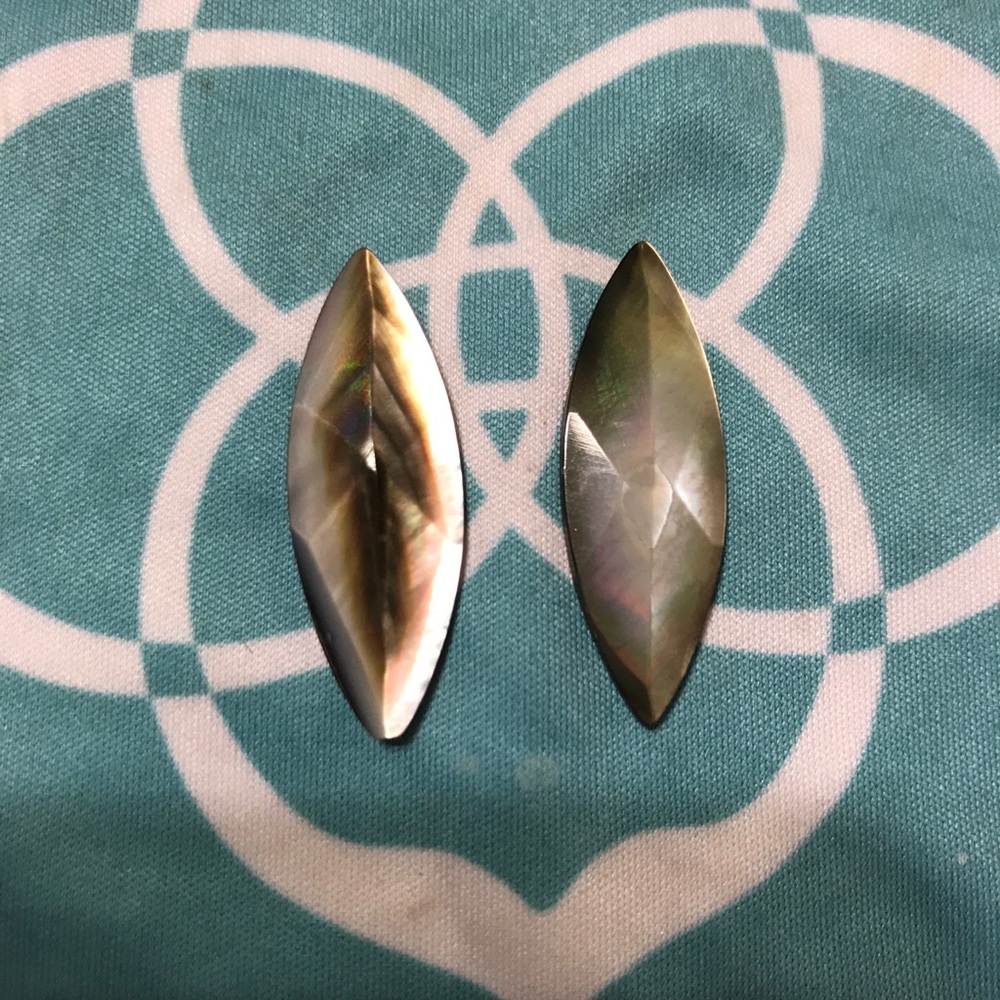 Kendra Scott - black MOP marquise stones